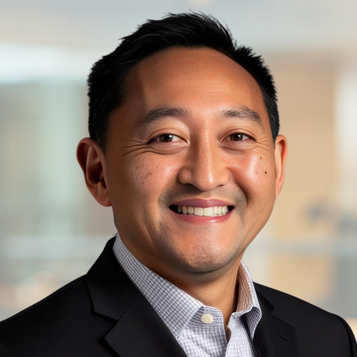Ken Chiang headshot